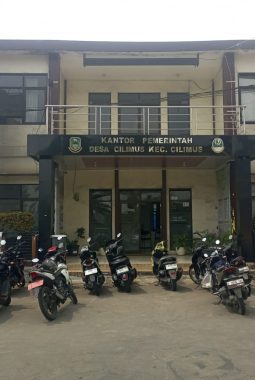 SULIT DITEMUI, TELEPON TAK DIJAWAB: Ada Apa dengan Kepala Desa Cilimus?
